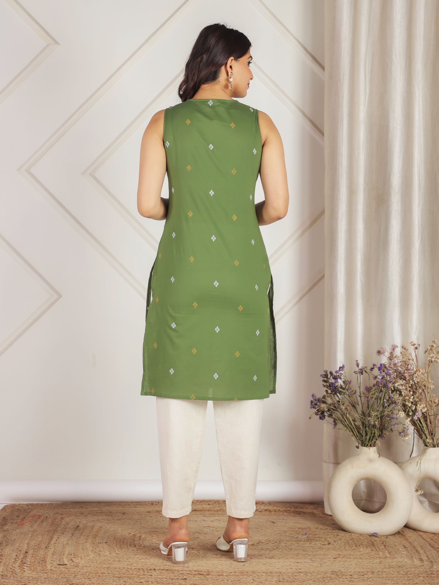 Soft Cotton Geometric Straight Green Kurta