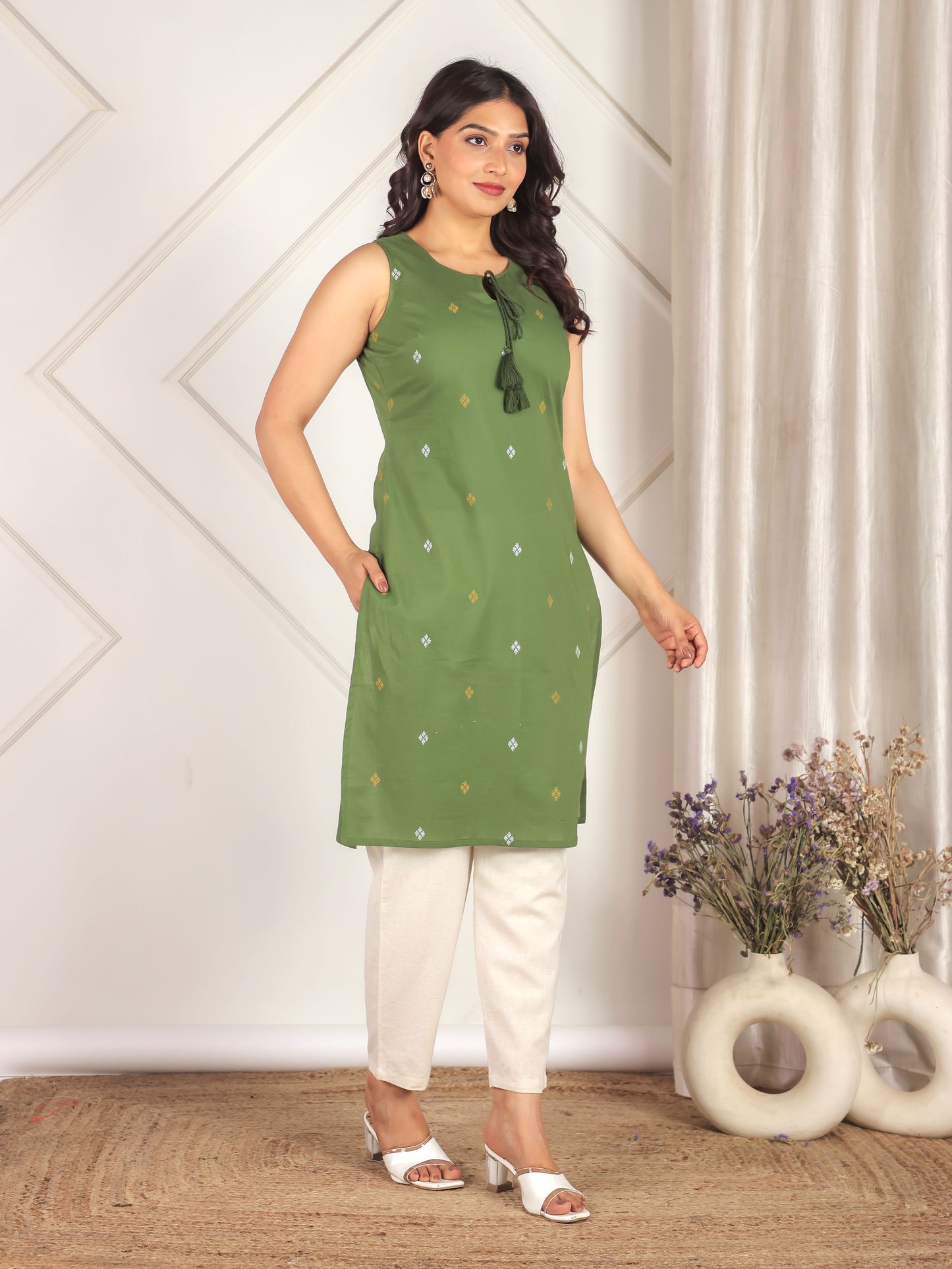Soft Cotton Geometric Straight Green Kurta