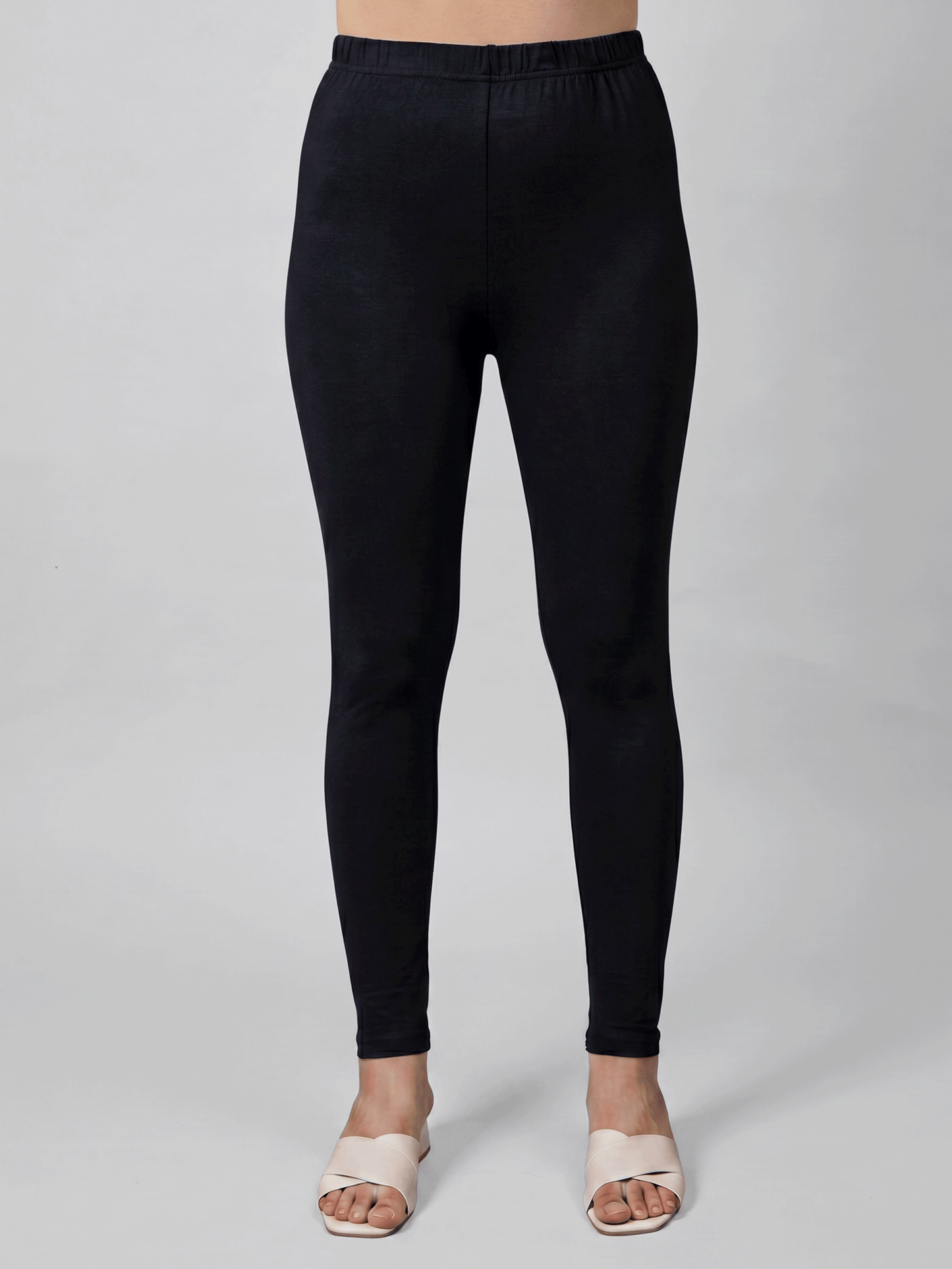 Stretchable Cotton Solid Black Leggings