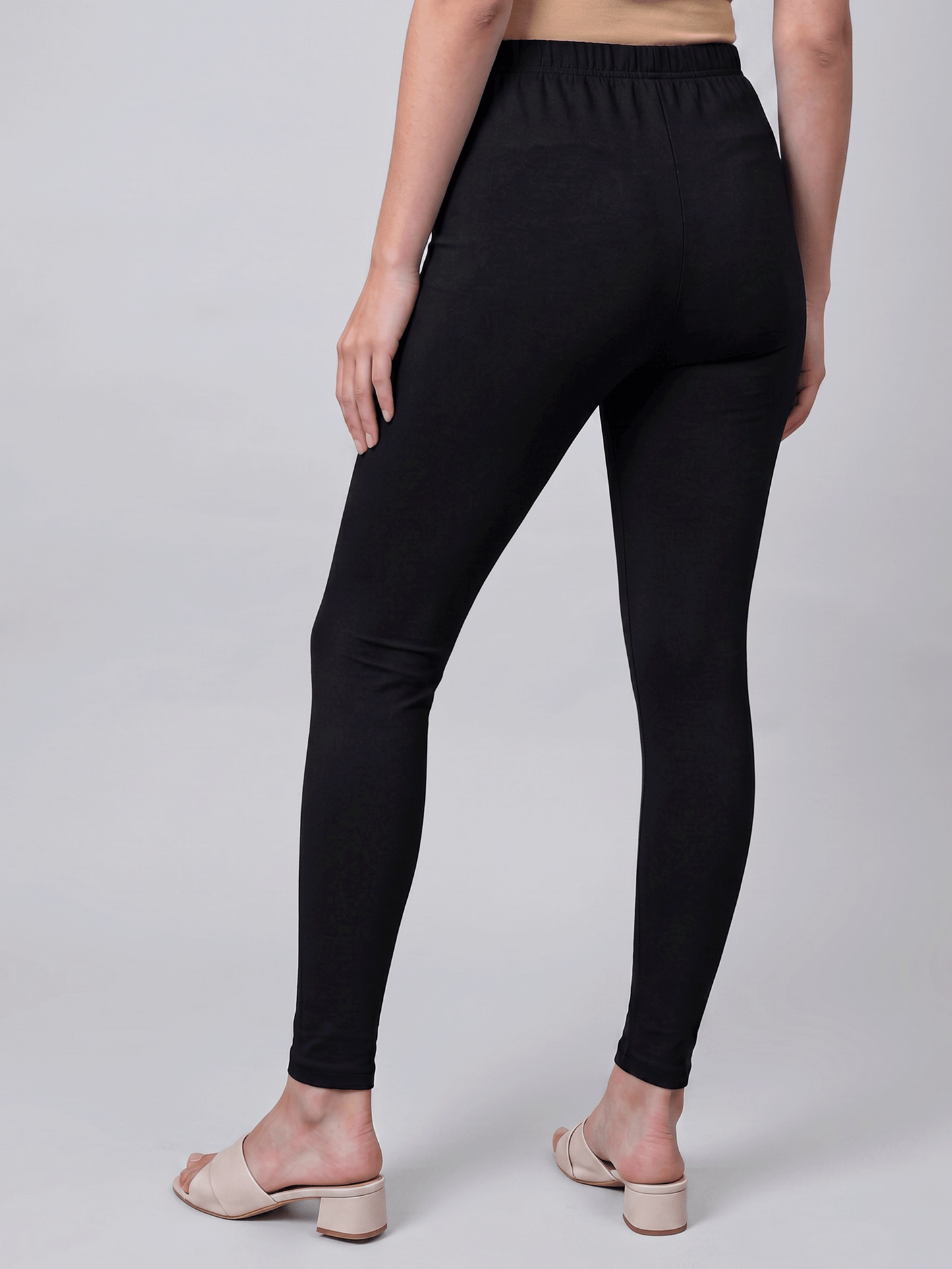 Stretchable Cotton Solid Black Leggings