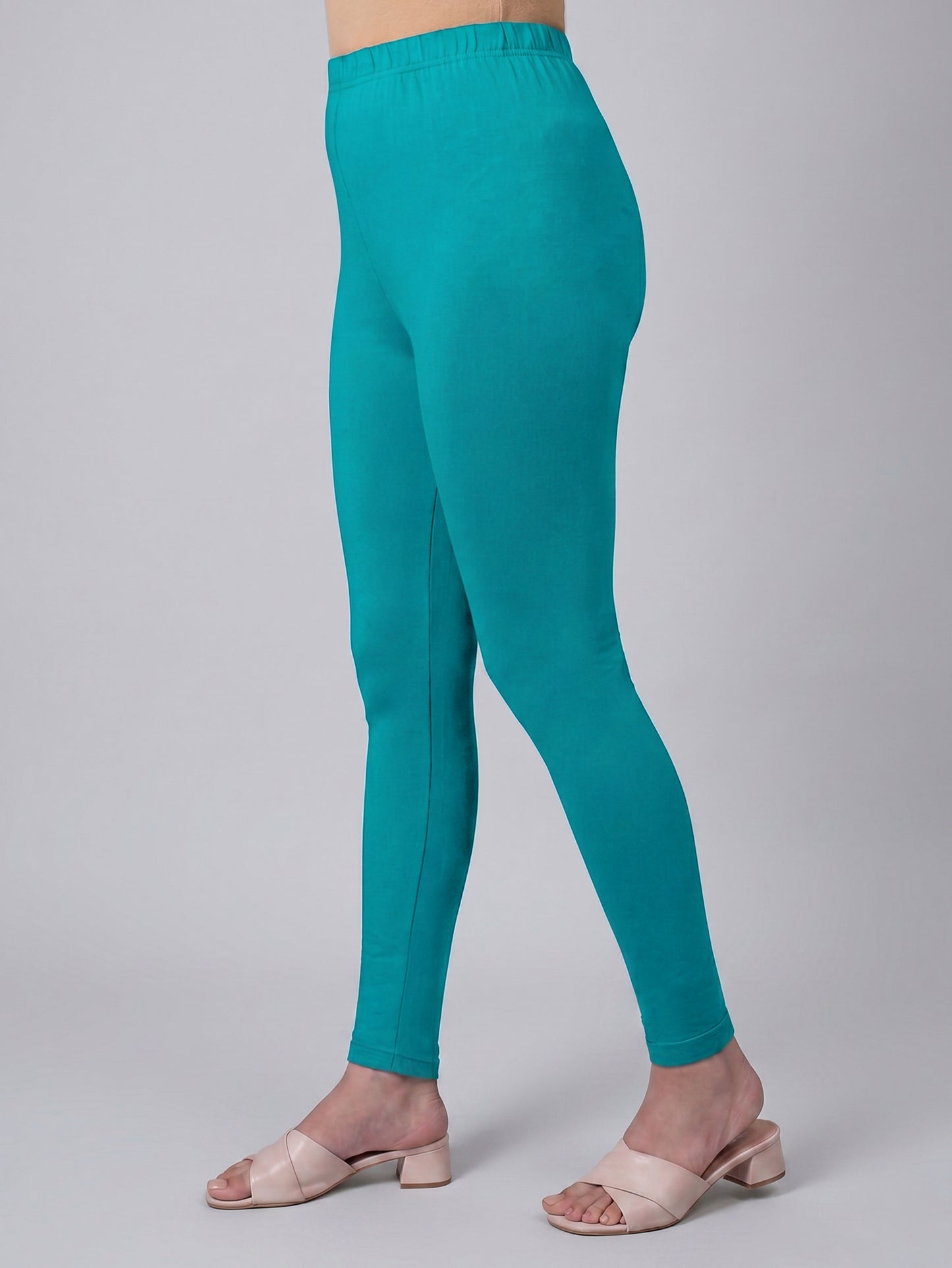 Knit Solid Turquoise Leggings