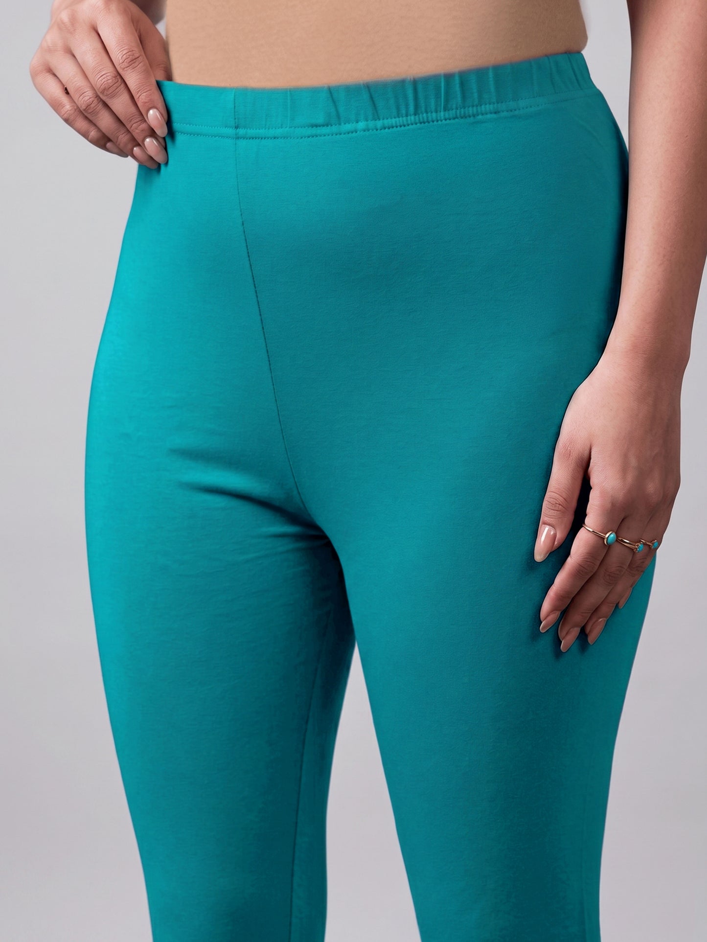 Knit Solid Turquoise Leggings