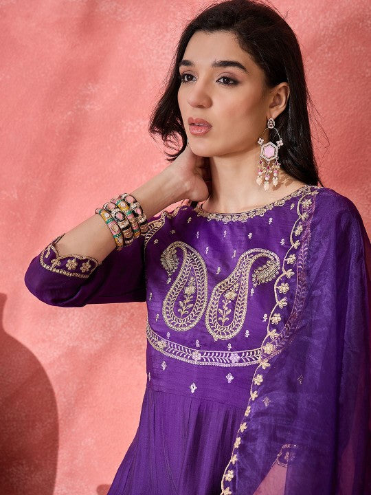 Zari Sequence Embroidered Anarkali Kurta
