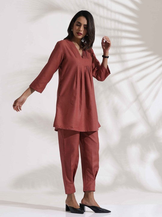 trueBrowns Pink Slub Pure Cotton Pleated Co-ord Set