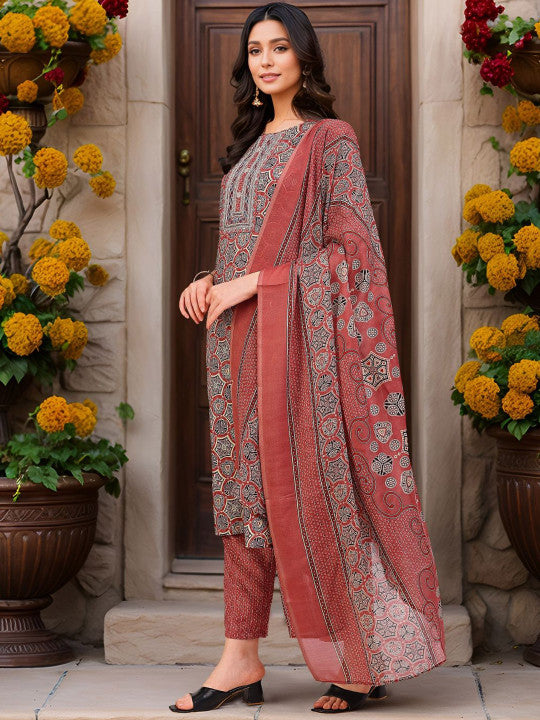 Banwaree Ethnic Motifs Printed Thread Work Straight Kurta With Trousers & Dupatta