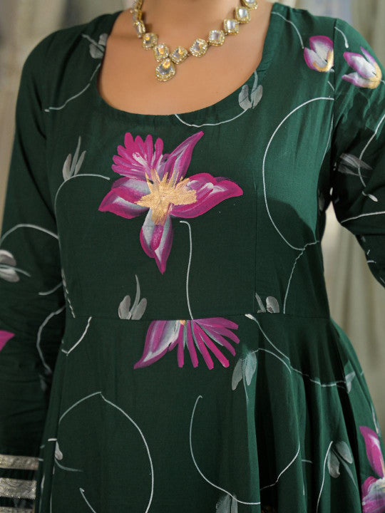 Divena Women Floral Printed Pure Cotton A-Line Kurta with Trousers & Dupatta