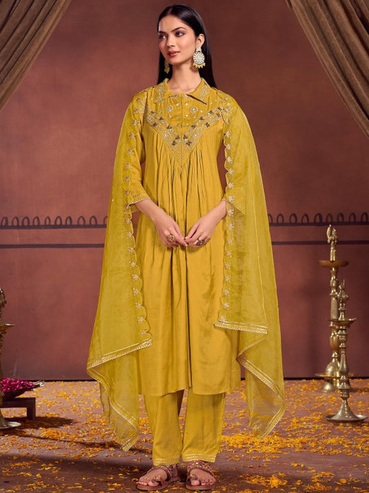 BulBul Women Floral Yoke Design Zari Kurta