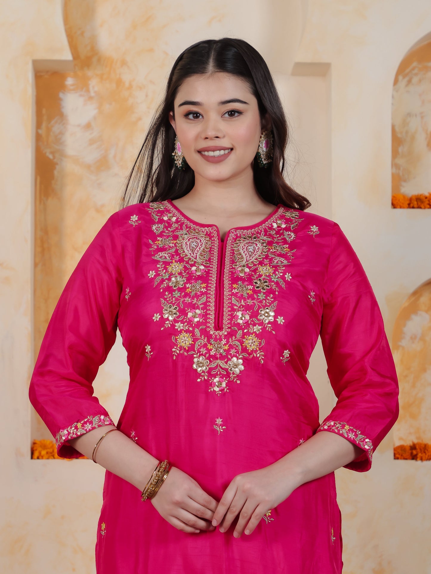 Zari Pink Solid PST Straight Kurta