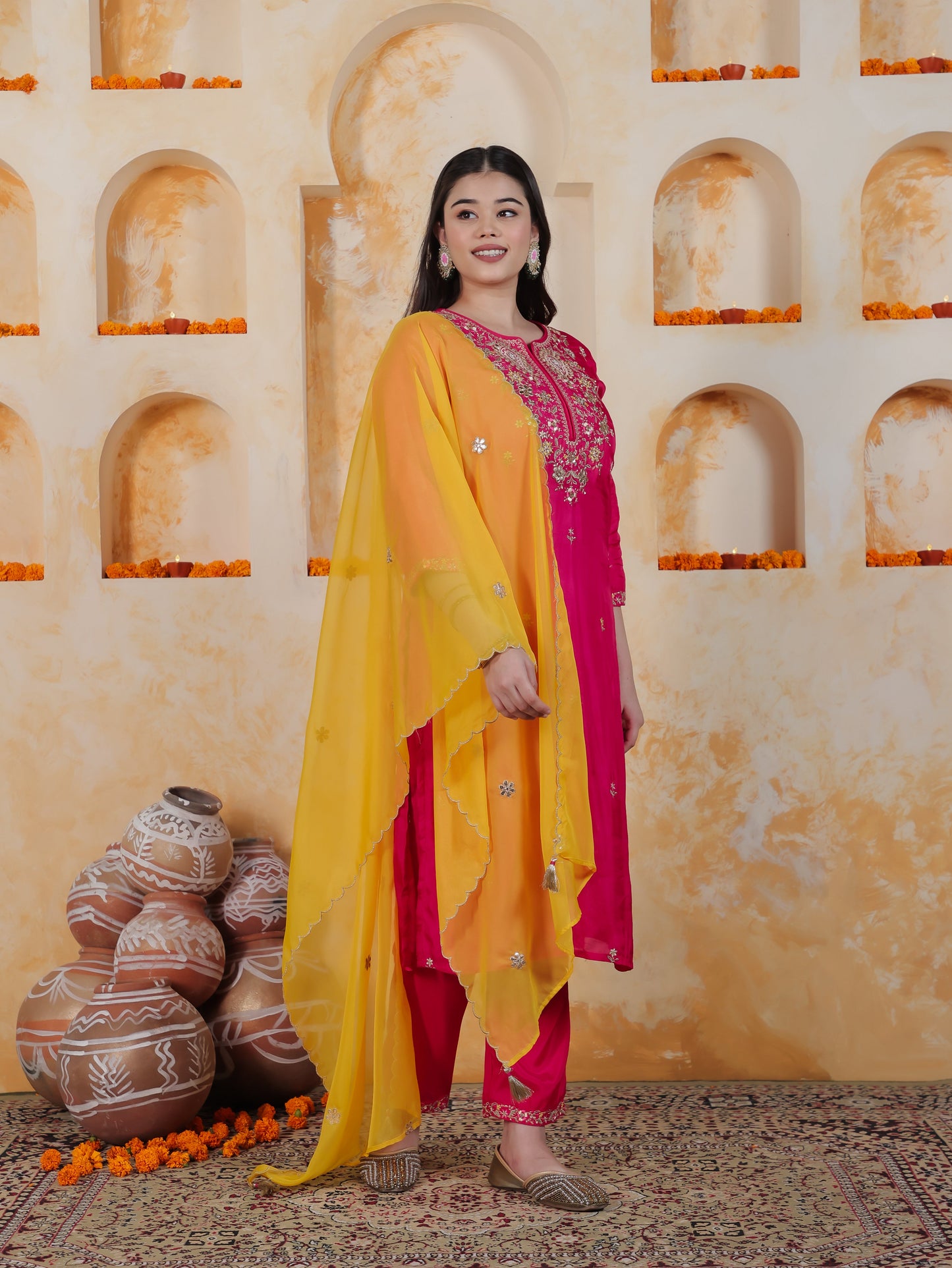 Zari Pink Solid PST Straight Kurta