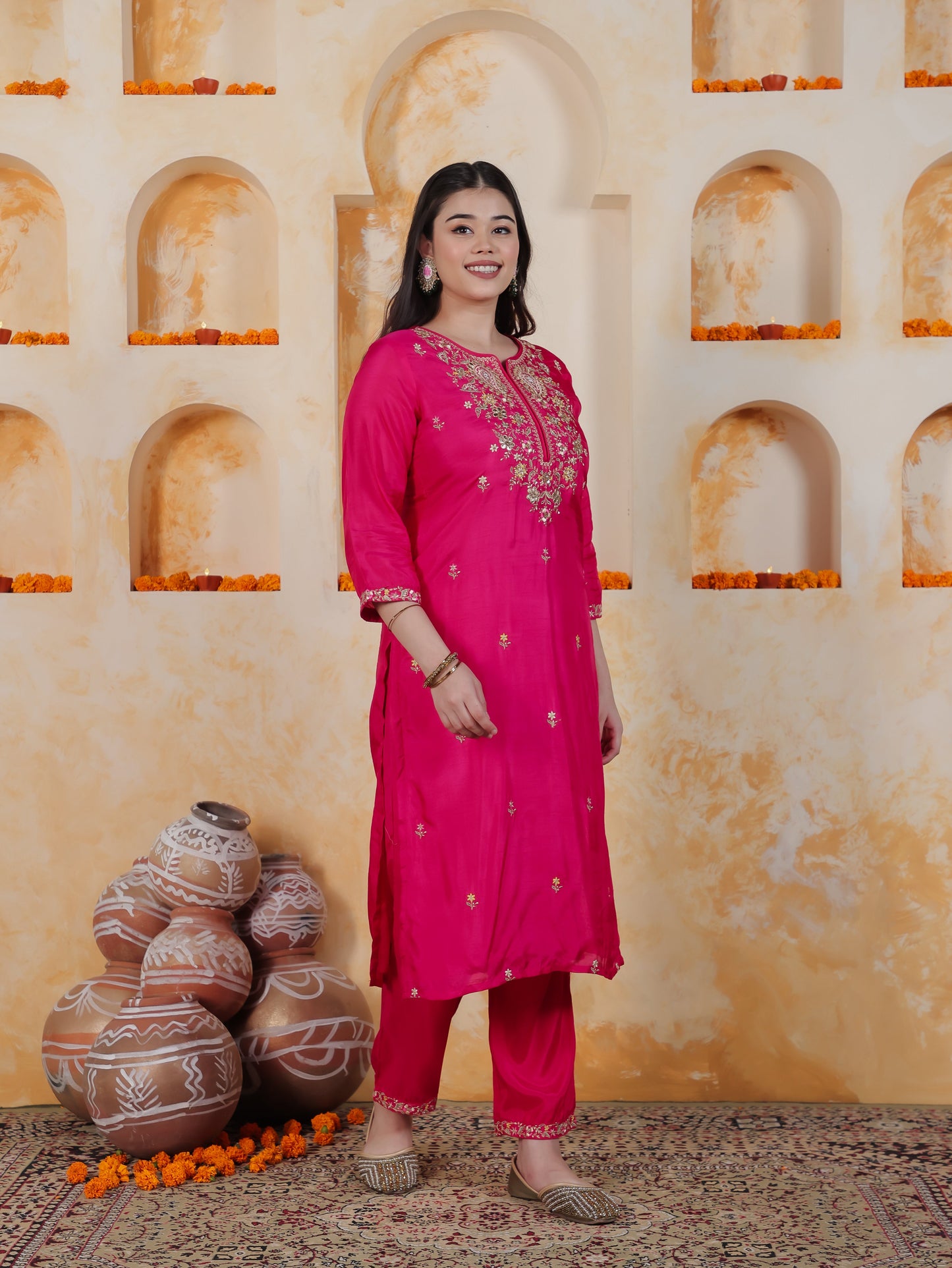 Zari Pink Solid PST Straight Kurta