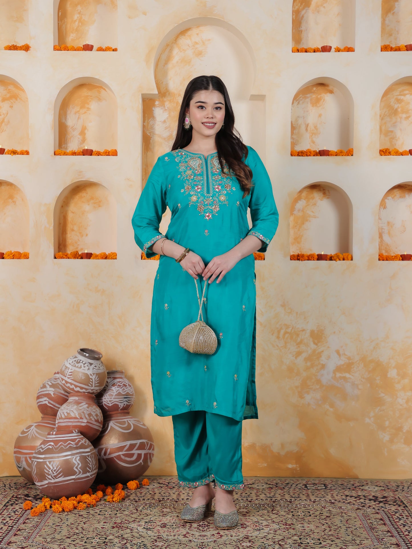 Zari Turquoise Solid PST Straight Kurta