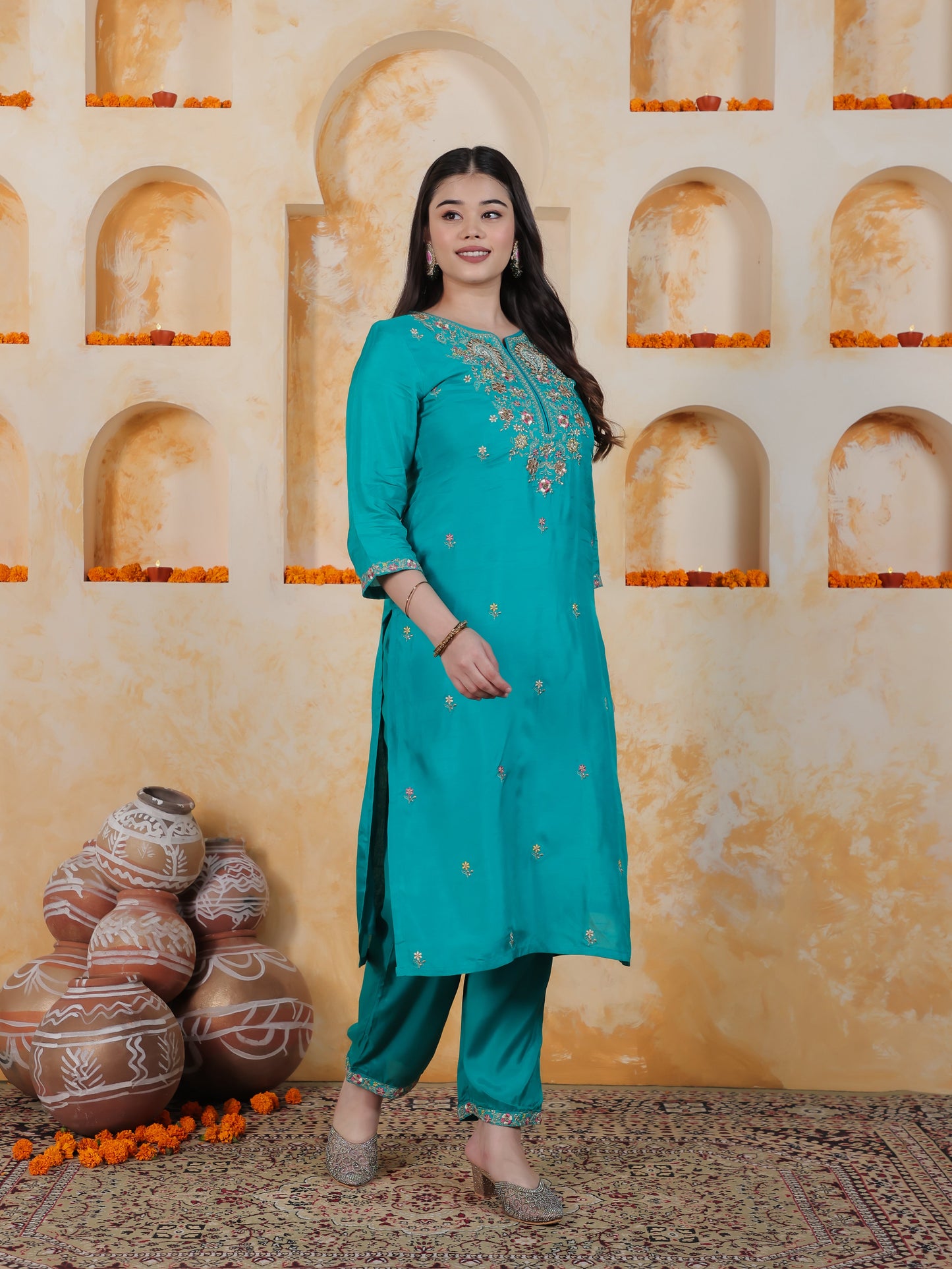 Zari Turquoise Solid PST Straight Kurta