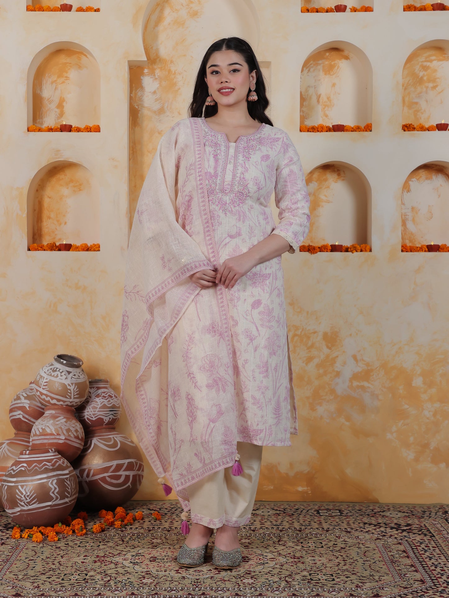 Zari Ivory Floral Lurex Cotton Straight Kurta