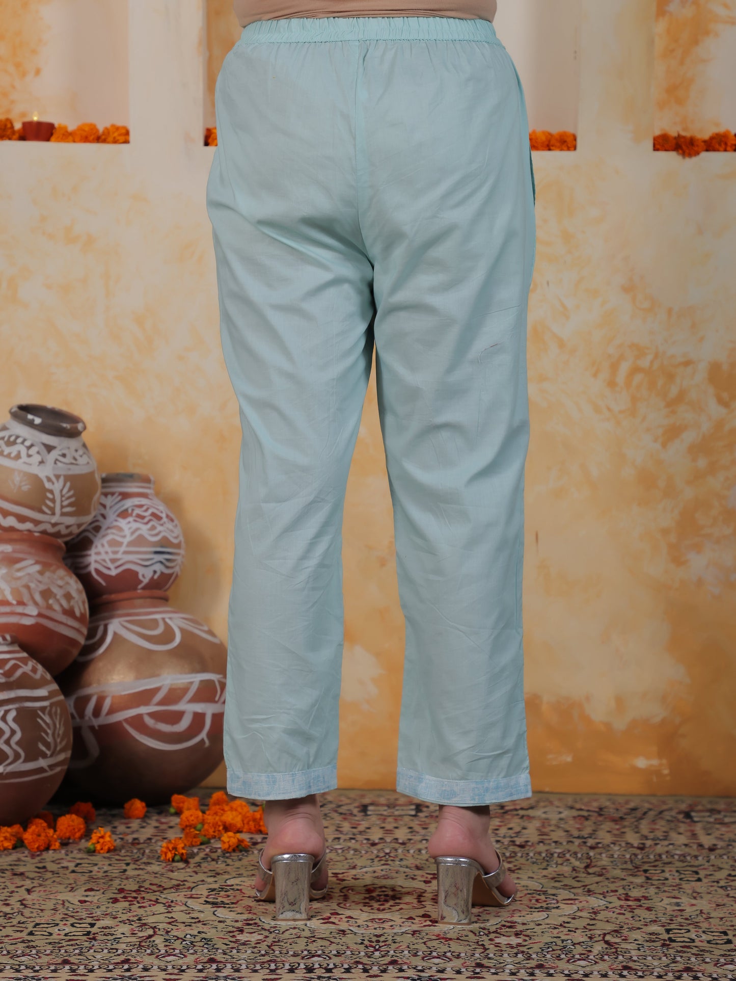 Embroidered Sky Blue Floral Cotton Blend Straight Kurta