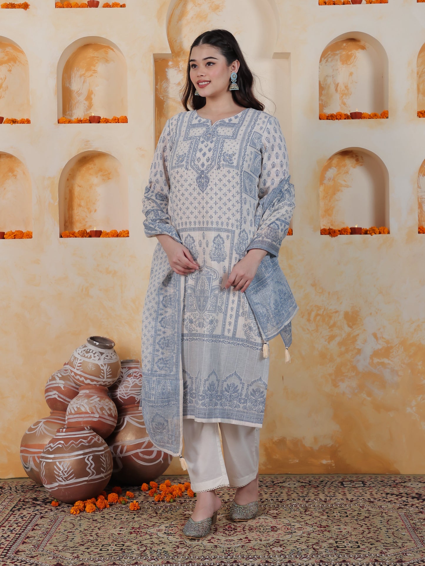 Beads & Stones Off White Placement Print Cotton Blend Straight Kurta