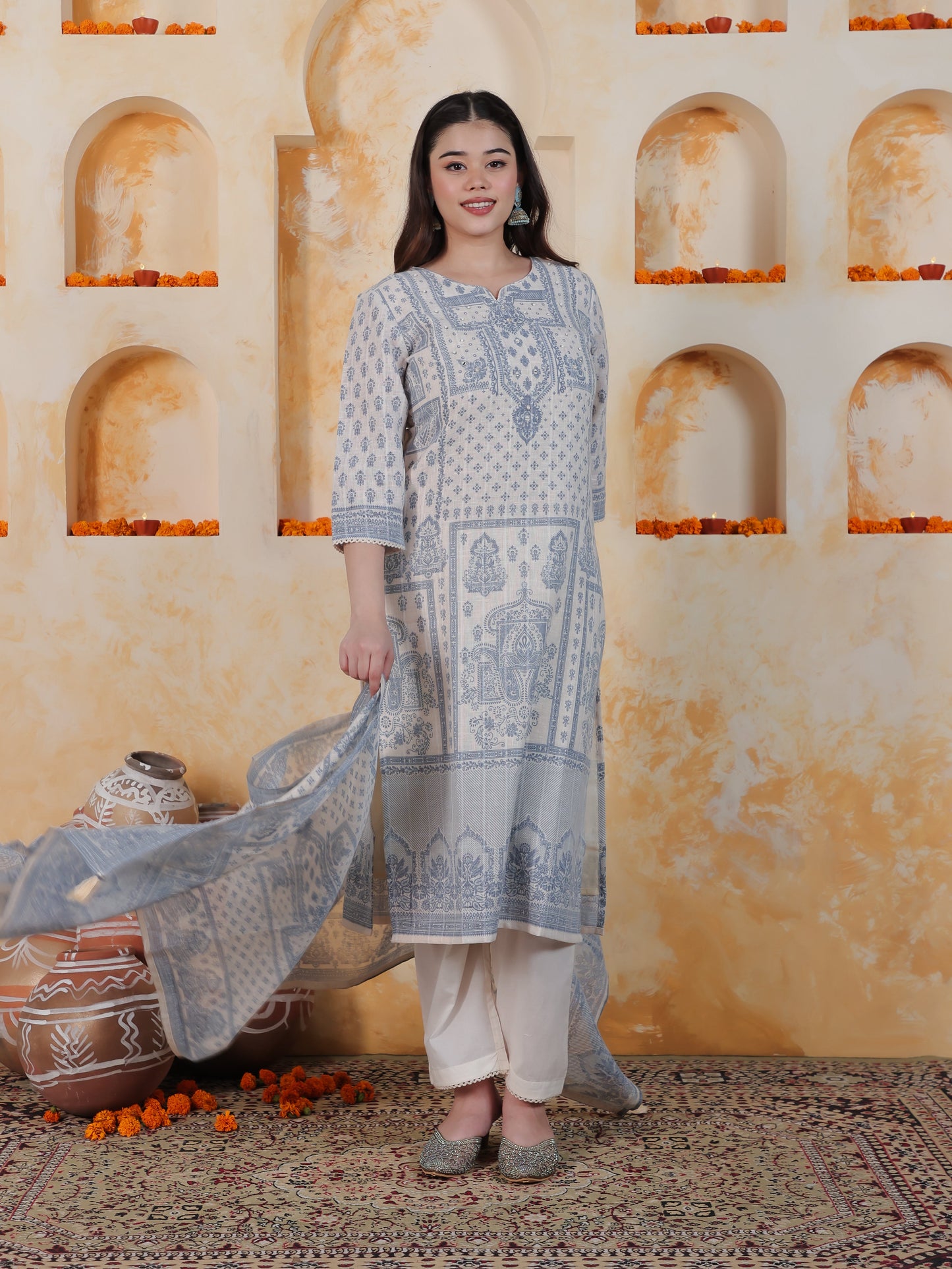 Beads & Stones Off White Placement Print Cotton Blend Straight Kurta