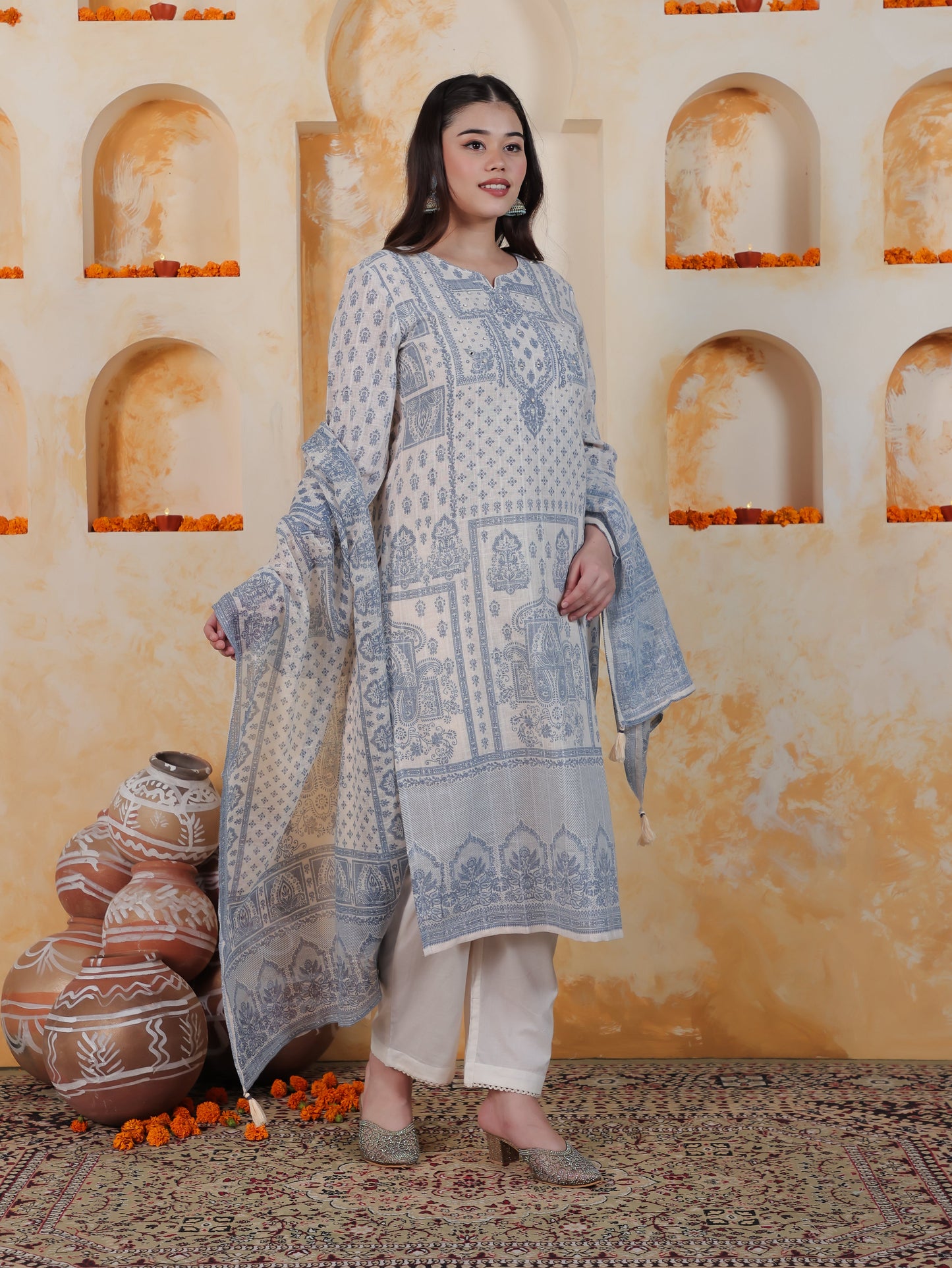 Beads & Stones Off White Placement Print Cotton Blend Straight Kurta