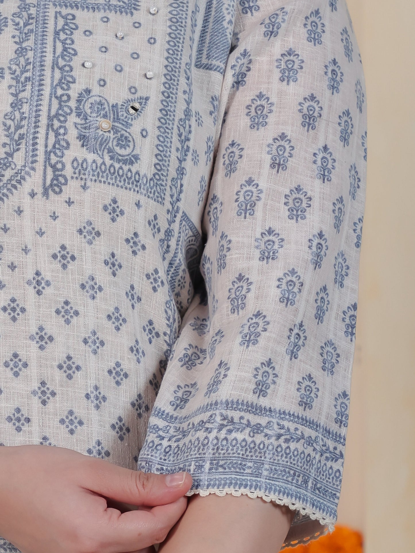 Beads & Stones Off White Placement Print Cotton Blend Straight Kurta