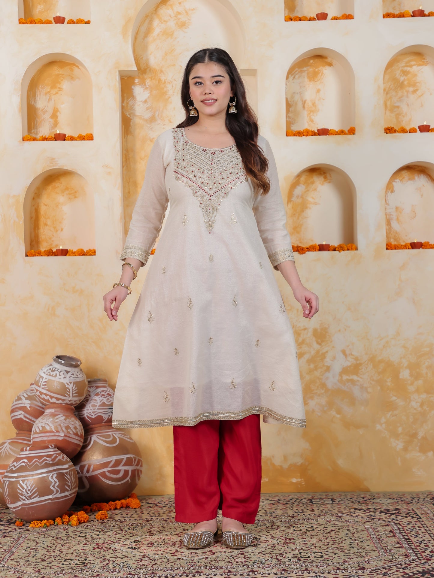 Zari Off White Solid PV Shimmer A-line Kurta