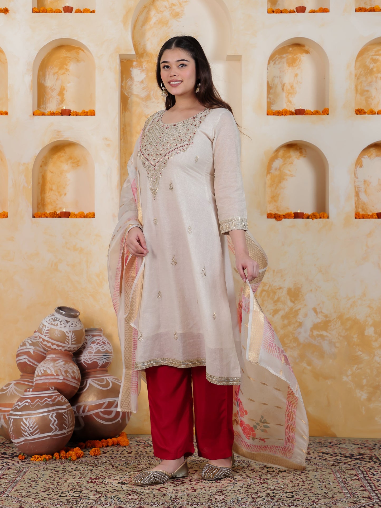 Zari Off White Solid PV Shimmer A-line Kurta