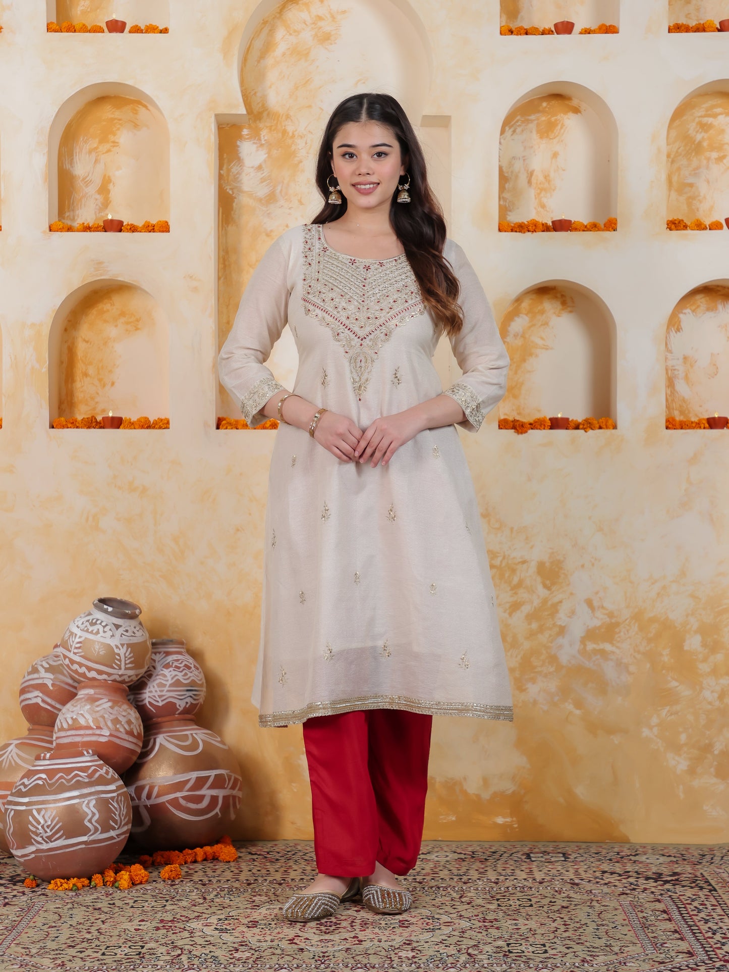 Zari Off White Solid PV Shimmer A-line Kurta