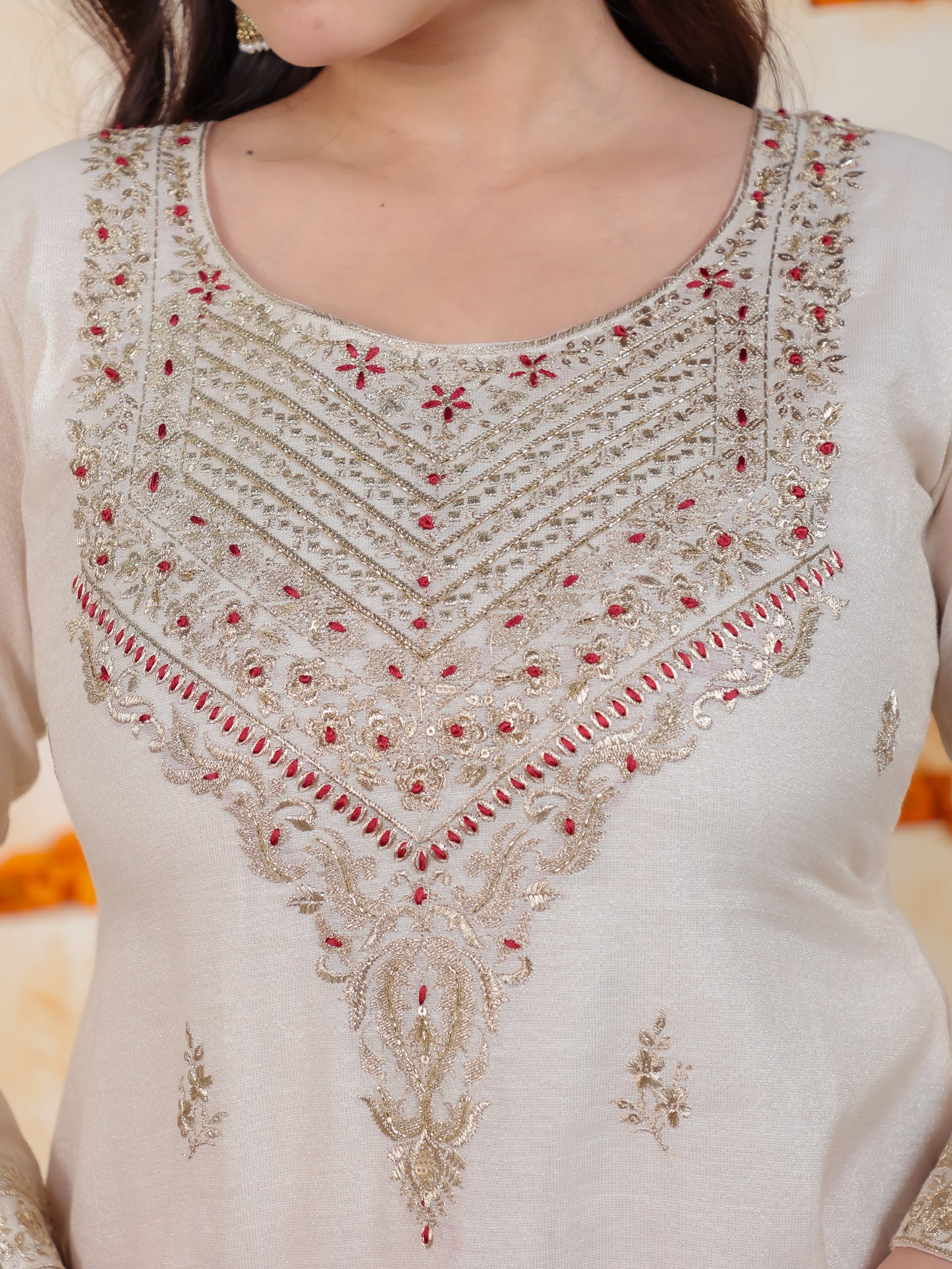 Zari Off White Solid PV Shimmer A-line Kurta