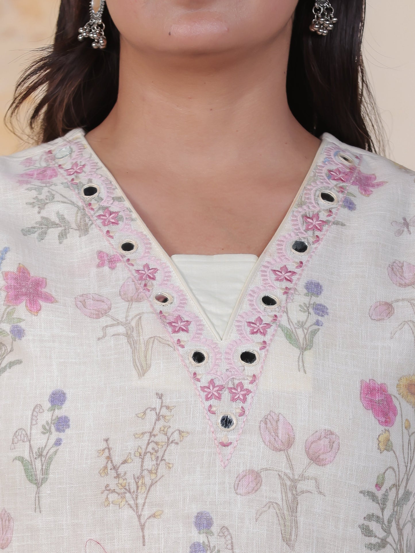 Mirror Work Off White Floral Cotton Blend Straight Kurta