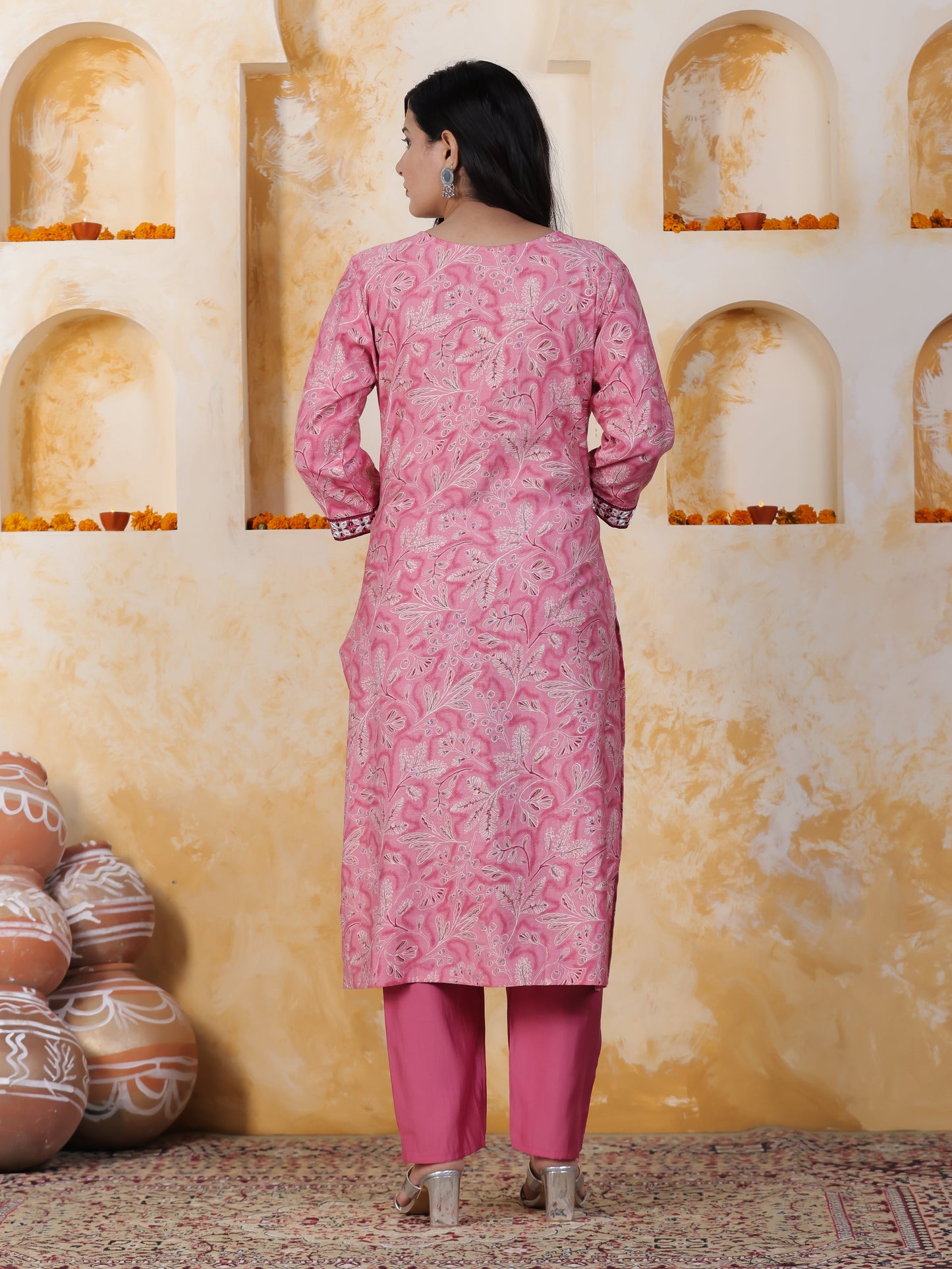 Mirror Work Pink Floral Cotton Blend Straight Kurta
