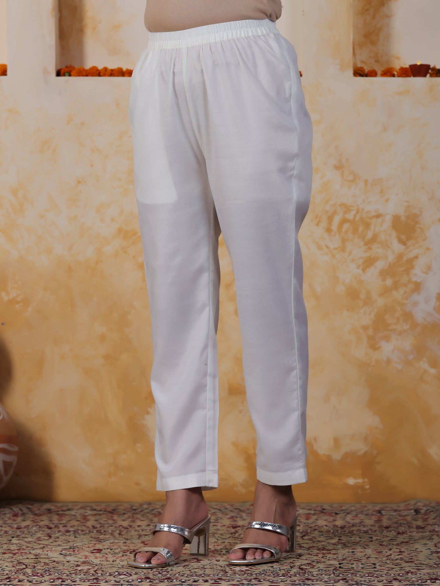 Embroidered White Organza Straight Kurta