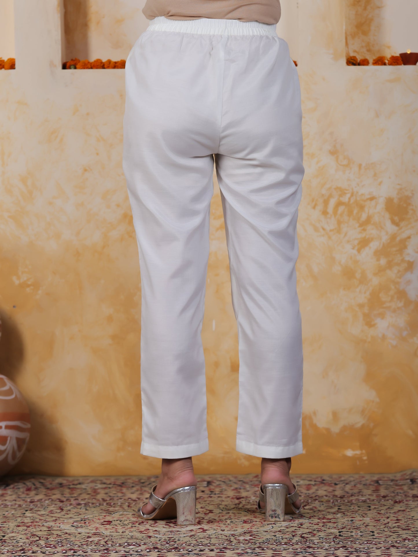 Embroidered White Organza Straight Kurta