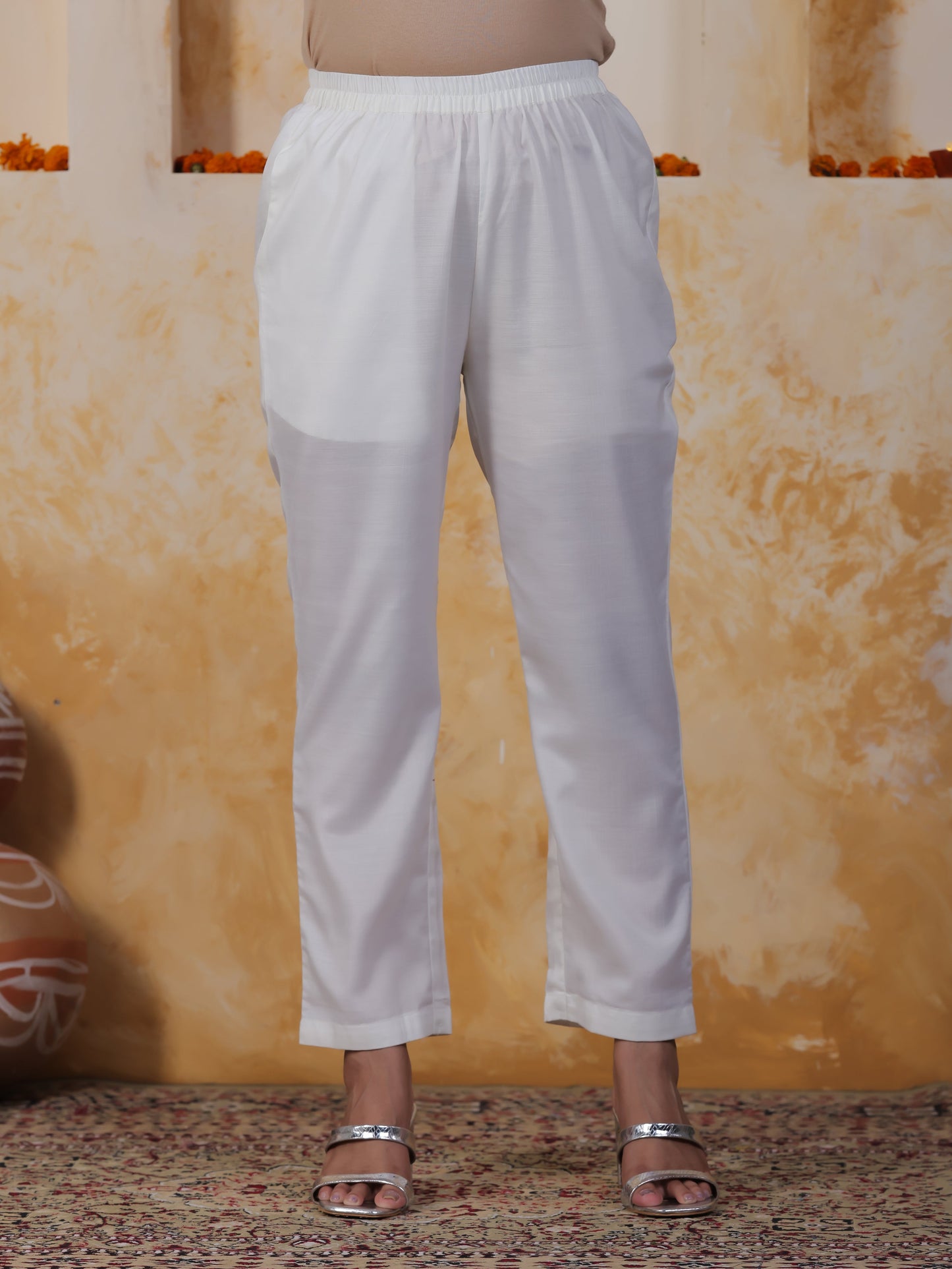 Embroidered White Organza Straight Kurta