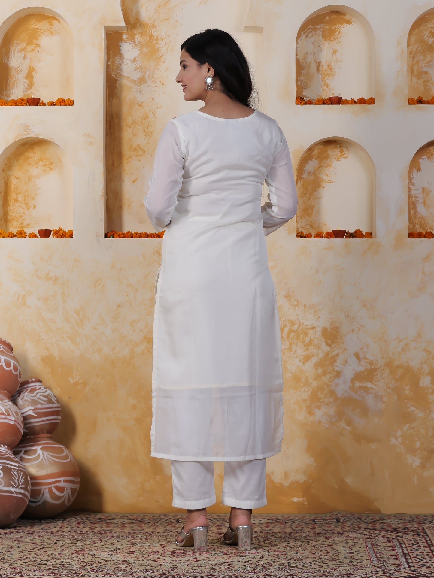 Embroidered White Organza Straight Kurta
