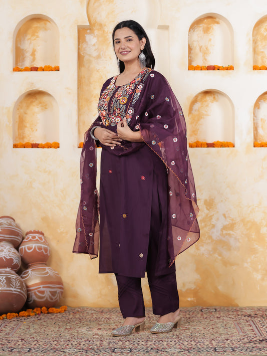Thread Embroidery Wine Chanderi Straight Kurta