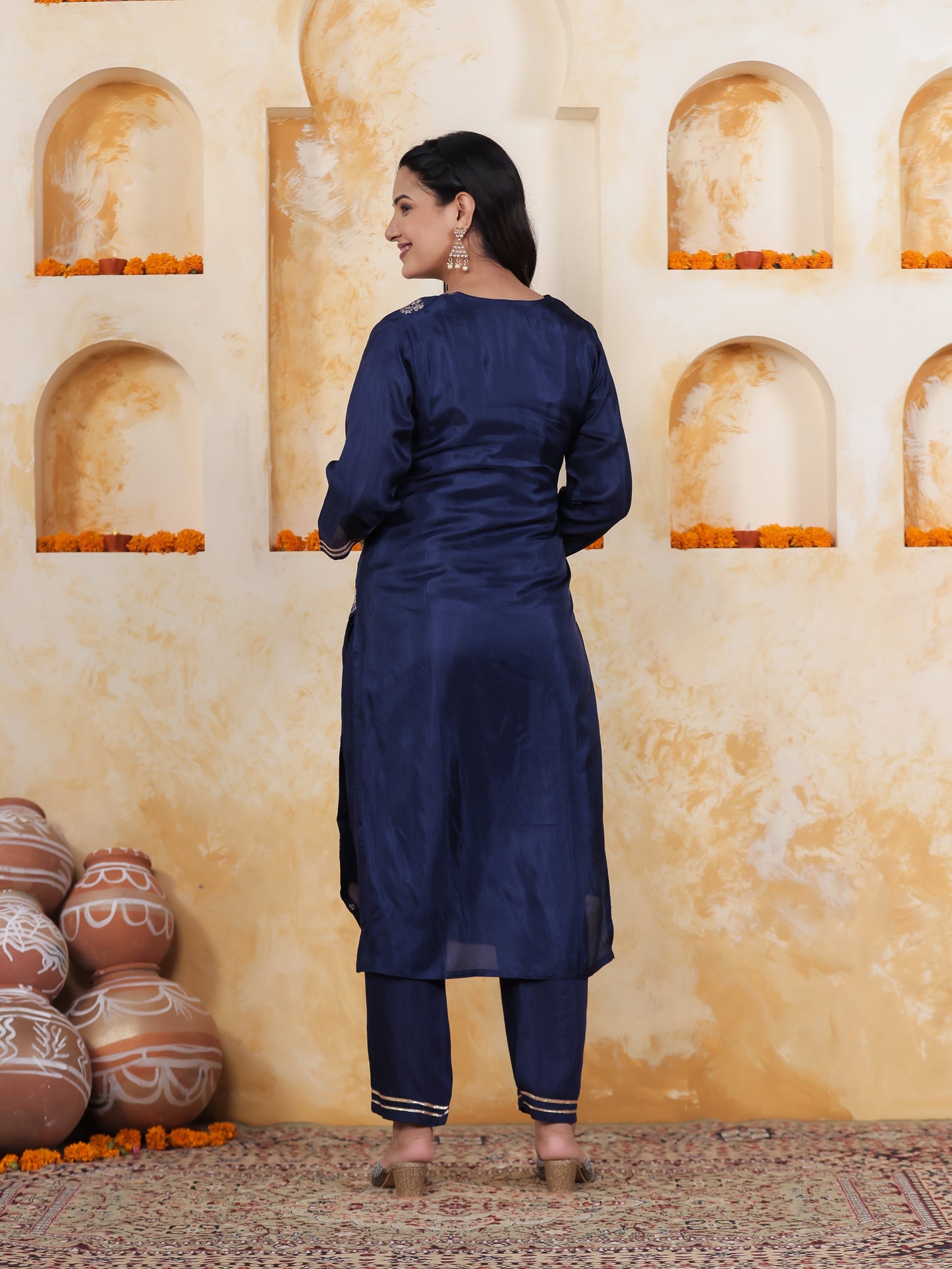 Embroidered Royal Blue Viscose Jacquard Straight Kurta