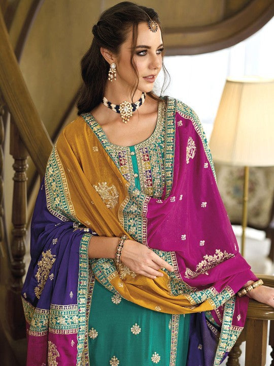 Trendmalls Women Floral Embroidered Kurta