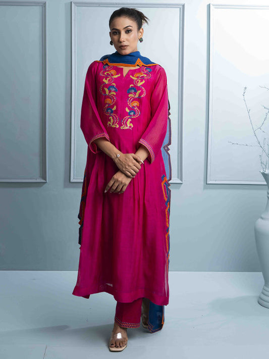 The White Tree Studio Embroidered Chanderi Cotton Thread Work Kurta