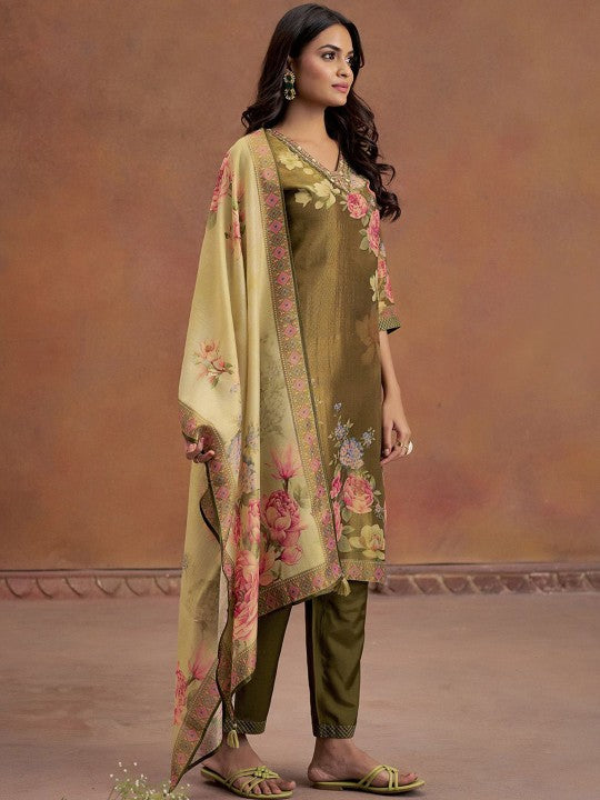 Jaipur Kurti Floral Printed V-Neck Straight Kurta With Trousers &  Dupatta