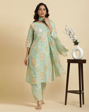Women Floral Print Straight Kurta Set