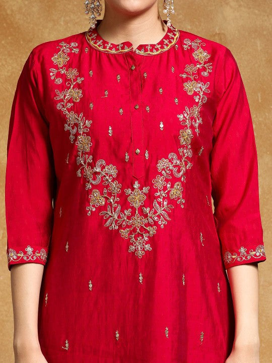 House of Pataudi Floral Embroidered Mandarin Collar Kurta
