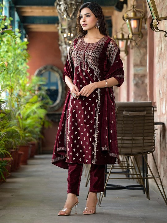Floral Printed Velvet Straight Kurta