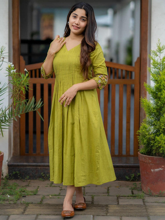 Aaysa Kurti Floral Embroidered A-Line Midi Ethnic Dress