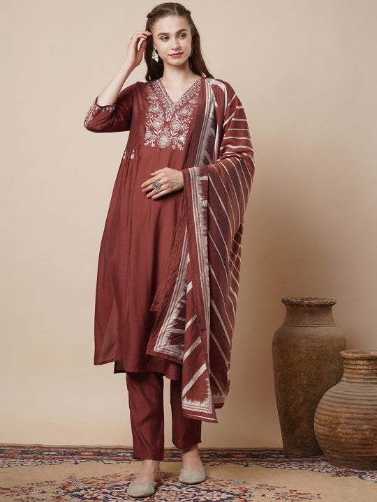 FASHOR Women Ethnic Motifs Embroidered Sequinned Kurta