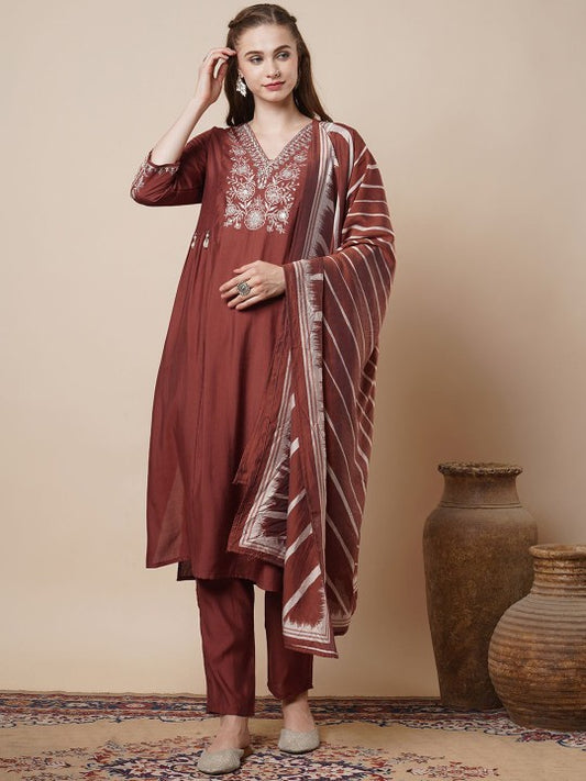 FASHOR Women Ethnic Motifs Embroidered Sequinned Kurta