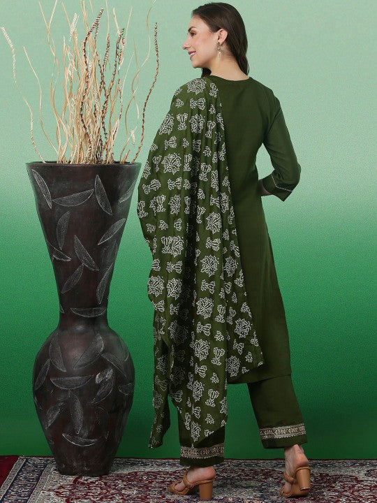 Floral Yoke Design Sequinned Straight Kurta