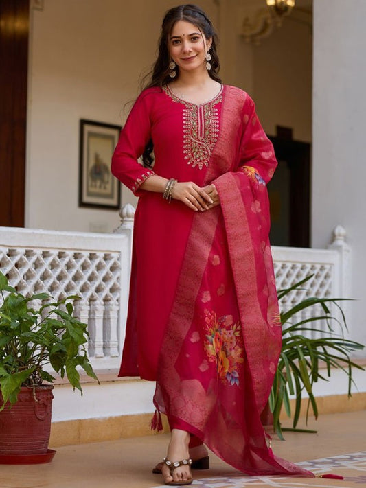 DEVATITHI Women Pink Viscose Chanderi Kurti Pant Dupatta