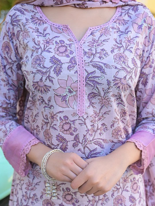 Divena Women Floral Printed Regular Pure Cotton Kurta with Trousers & With Dupatta
