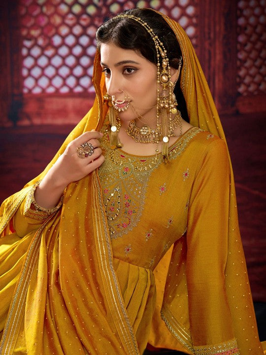 Floral Zari Embroidered Anarkali Kurta